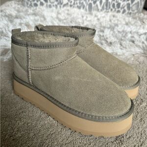 UGG Classic Mini Ultra Platform